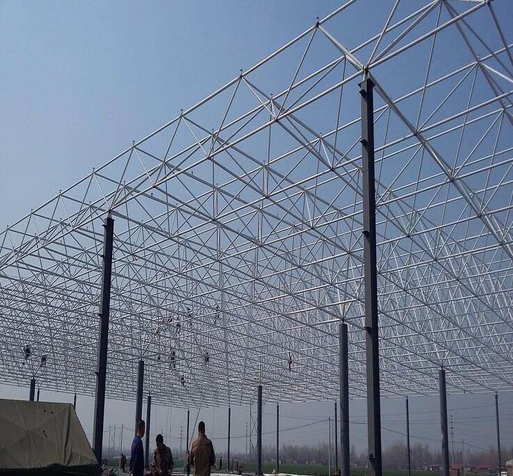 鋼結構網(wǎng)架在現(xiàn)代市場頂棚中的應用