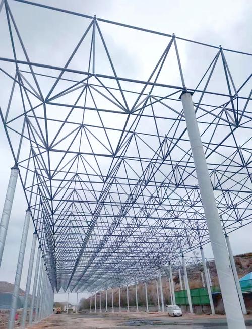 鋼網(wǎng)架結構的優(yōu)勢與應用前景